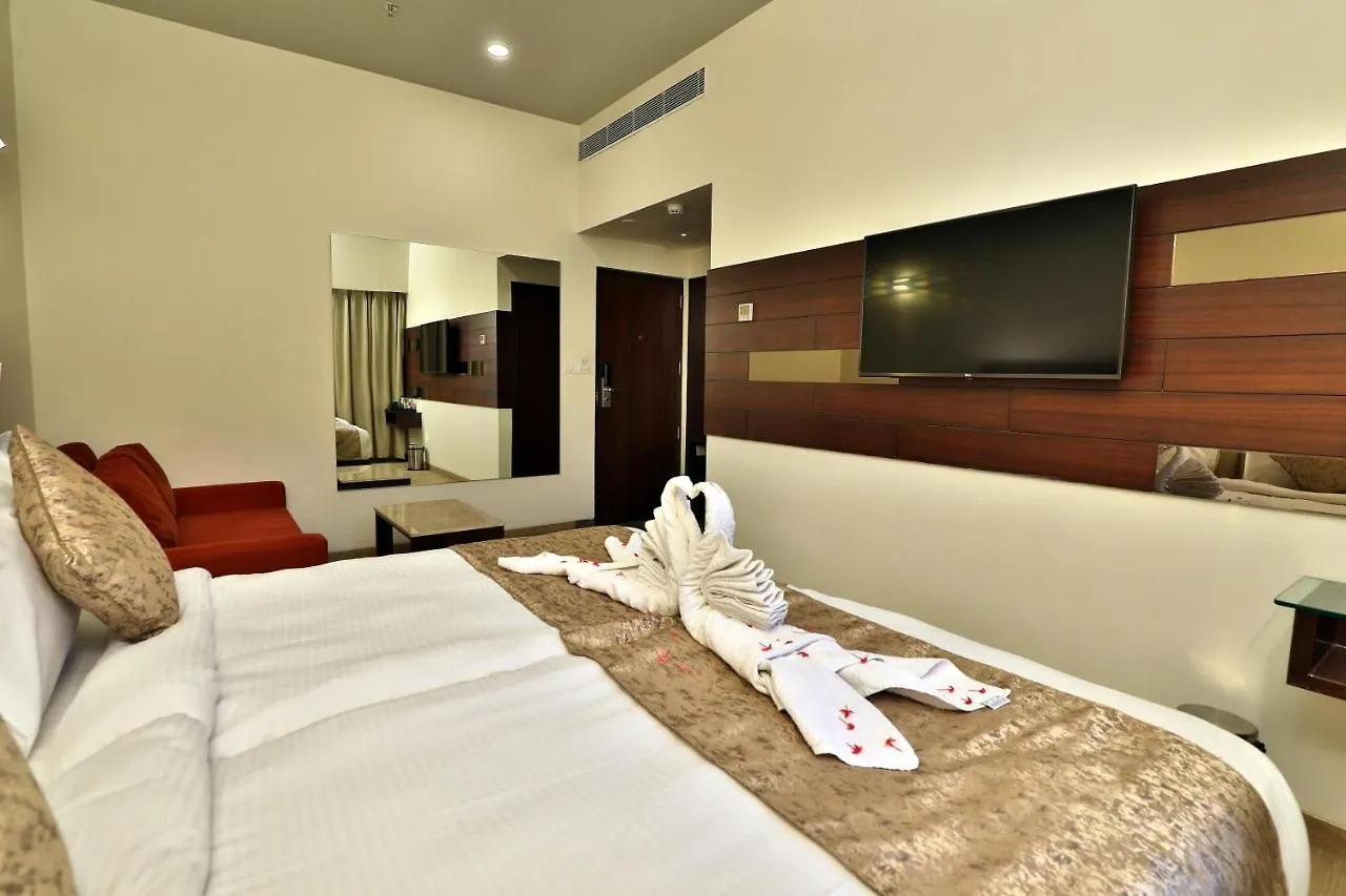 Seasons Park Resort Udaipur 3*,