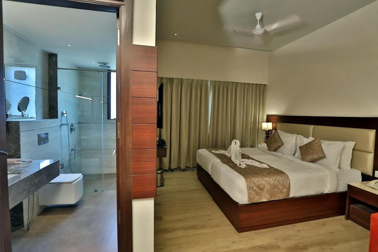 Seasons Park Resort Udaipur 3*,  Hindistan