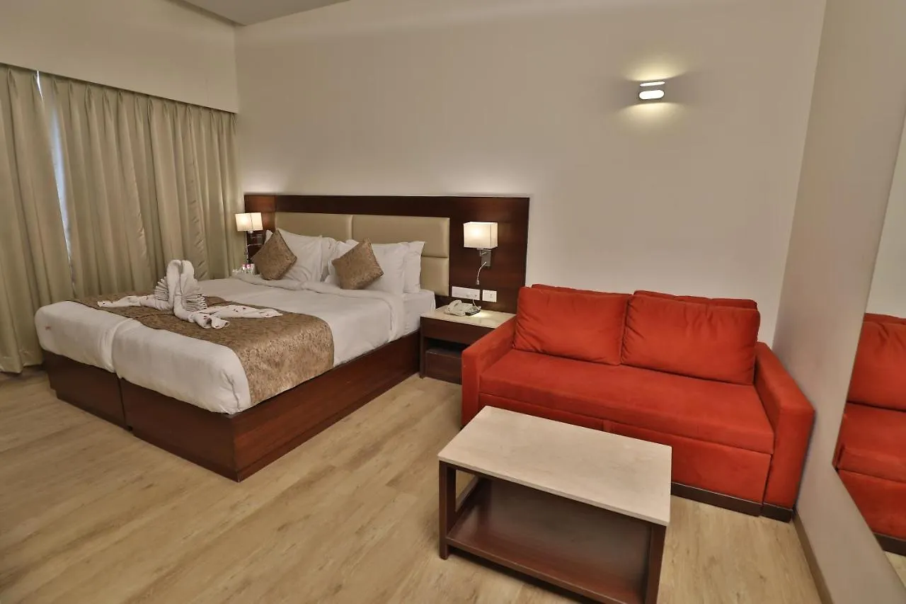 *** Otel Seasons Park Resort Udaipur Hindistan