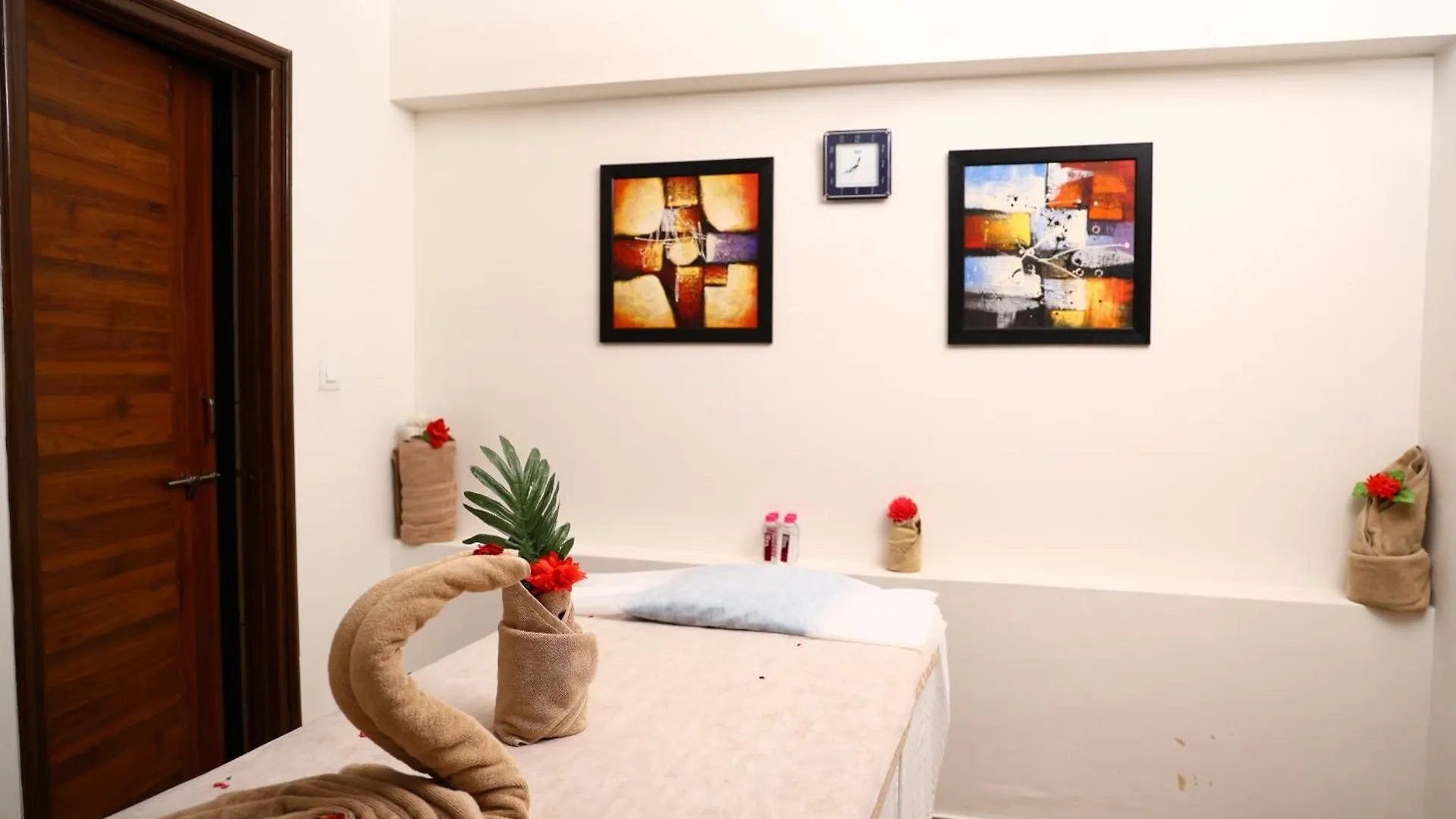 Seasons Park Resort Udaipur 3*,  Hindistan