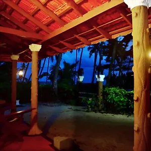 Homestay Marari Edens 
